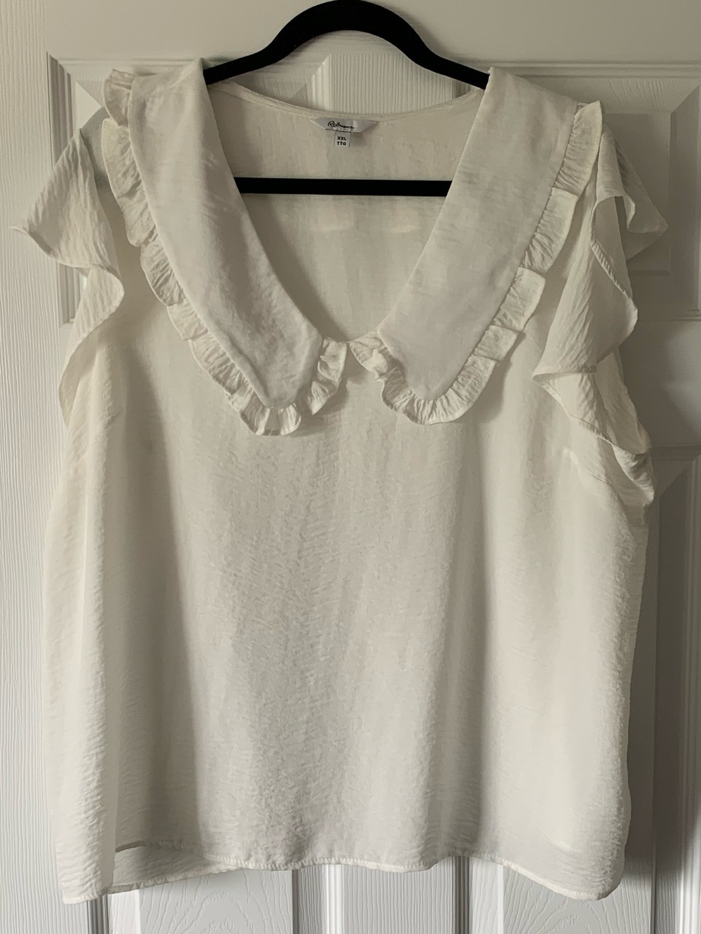 Reitmans Ivory Ruffle Collar Sleeveless Camisole